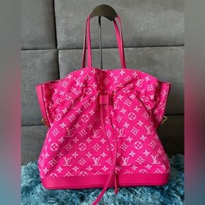 🦄Louis Vuitton Pink Denim Monogram Noefull Crossbody Bag🦄